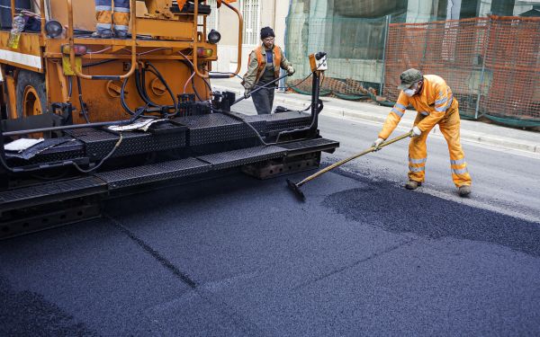 Asphalt Overlaying in Irvine